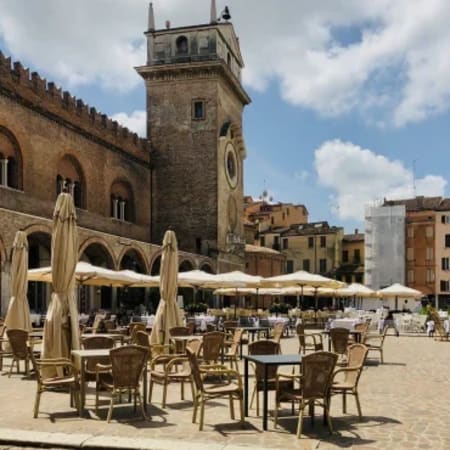 2-Hour Private Walking Tour of Mantua's Churches and Piazzas