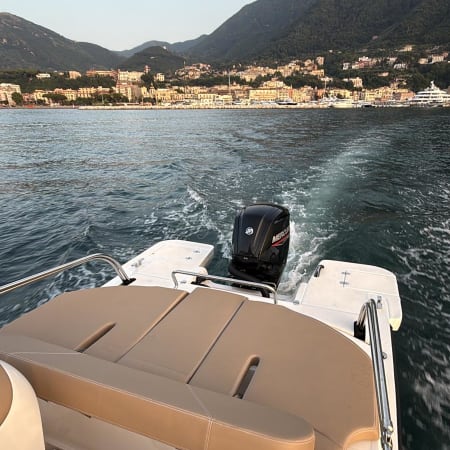8-Hour Private Boat Tour to Capri and the Amalfi Coast from Stabia