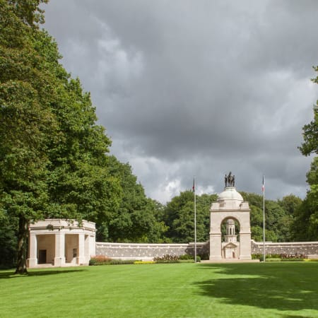 Full-Day Somme Battlefield Tour from Amiens with Beaumont Hamel
