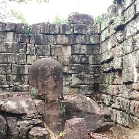 1-Day Koh Ker and Lingapura Temple Tour with Prasat Thom Views