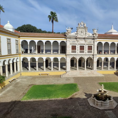 3-Hour Christian Walking Tour of Évora with Sacred Heritage Sites