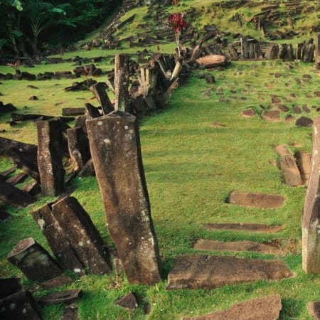 1-Day Gunung Padang Archaeology Tour in West Java with Lunch