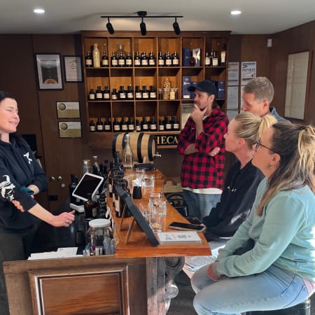 7-Hour Hobart Wine and Spirits Tour through Tasmania's Boutique Regions