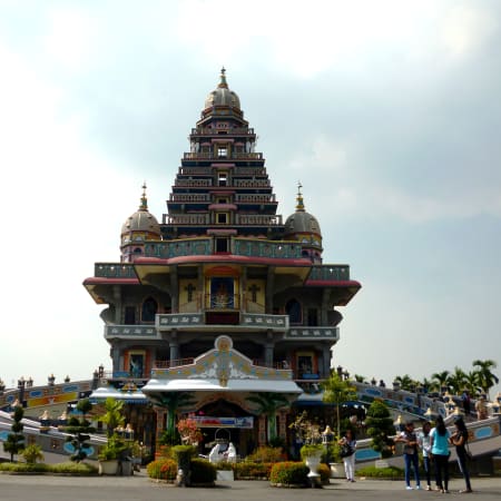 4-Hour Medan Walking Tour with Mosque, Palace and Heritage Sites