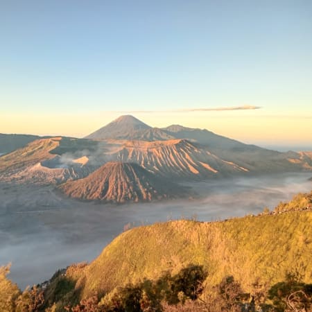 5-Day Java Cultural Tour with Bromo Sunrise and Ijen Trek