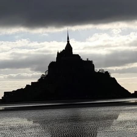 Full-Day Private Mont-Saint-Michel Tour from Bayeux with Abbey Visit