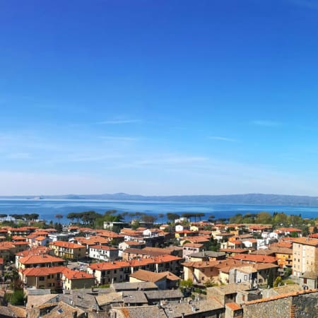 2-Hour Walking Tour of Bolsena with Santa Cristina and Lake Views