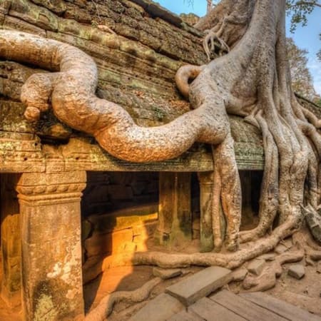 12-Day Cambodia Tour with Angkor Wat, Phnom Penh and Koh Rong