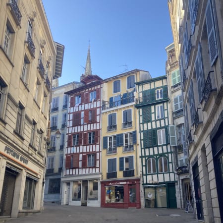6-Hour Basque Country Tour with Bayonne, Biarritz and Coastal Villages