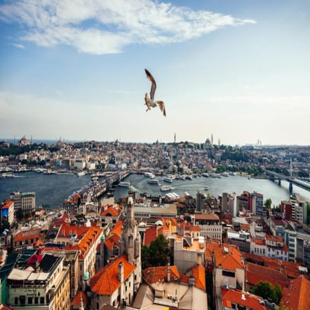 9-Day Budapest to Istanbul and Cappadocia Tour via Romania