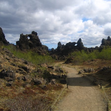 8-Hour Lake Mývatn and Goðafoss Tour with Nature Baths