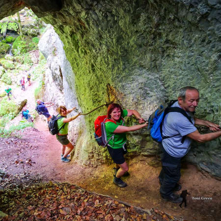 10-Hour Ponor Fortress Cave Tour from Oradea with panoramic balconies