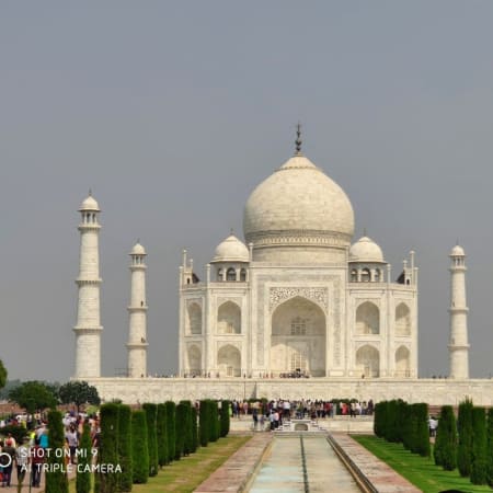 8-Day Delhi Jaipur Agra Jhansi Khajuraho Tour with Orchha