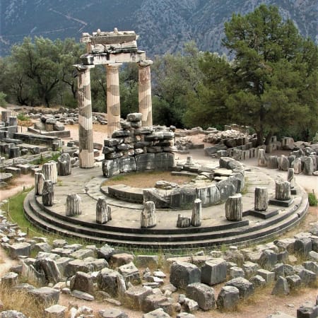 4-Day Greece Highlights Tour with Delphi, Olympia and Meteora