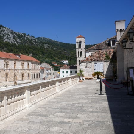 4-Hour Hvar and Stari Grad Shore Excursion with Lavender Fields