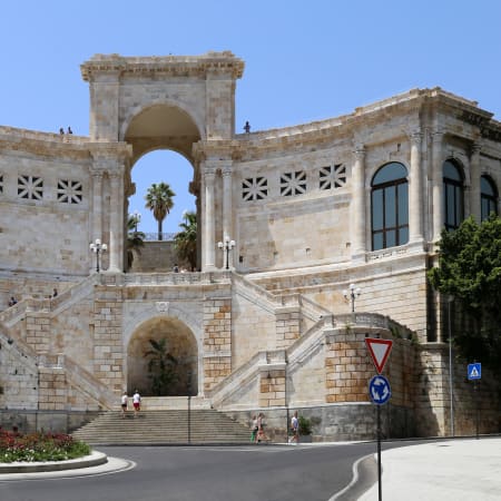 3-Hour Heritage Walk in Cagliari Castello with Panoramic Views