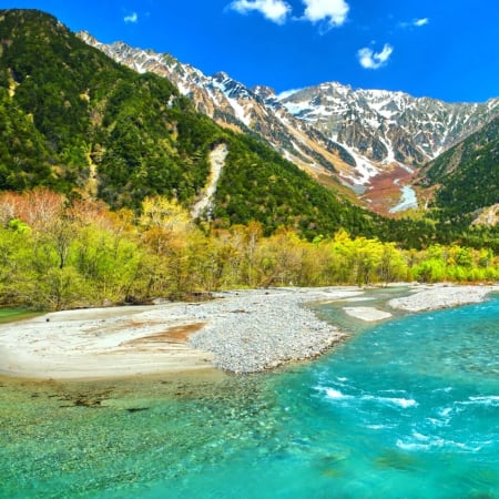 Full-Day Kamikochi and Matsumoto Castle Tour from Nagano