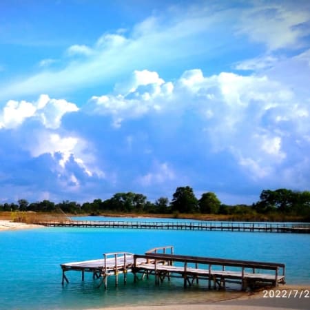 4-Hour Bintan Desert and Blue Lake Tour with Keylong Seafood