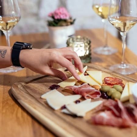 6-Hour Wine Tour of Ston from Dubrovnik with 3 Cellar Tastings