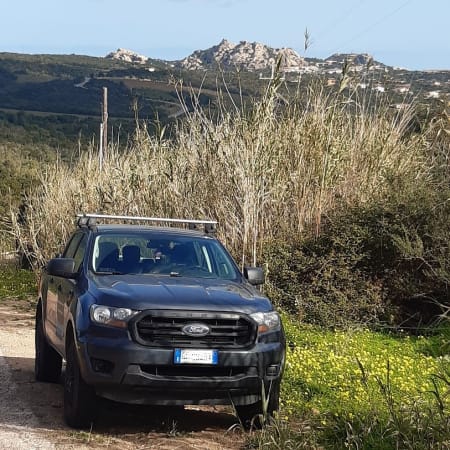 4-Hour Private Jeep Tour of Costa Smeralda and San Pantaleo