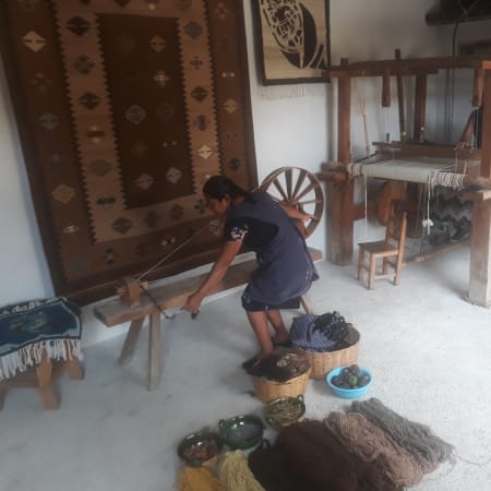 2-Day Oaxaca Cultural Tour with Hierve el Agua and Mezcal Traditions