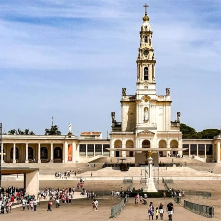 Passeio de 7 horas por Fátima, Nazaré, Batalha e Óbidos desde Lisboa