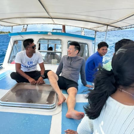 5-Hour Maldives Boat Tour with Sandbank, Himmafushi and Snorkeling