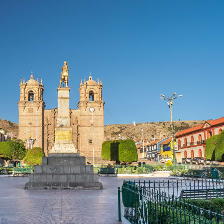 2-Hour Puno Walking Tour with Huajasapata Hill and Cathedral