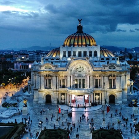 7-Day Mexico City Sightseeing Tour with Teotihuacán and Taxco