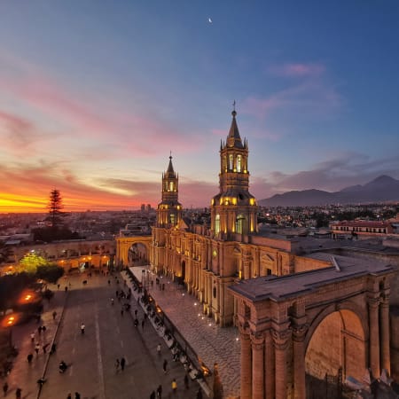 2-Hour Private Walking Tour of Arequipa's White City and Cathedral