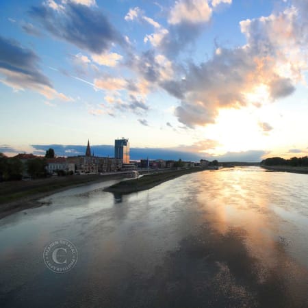 4-Hour Osijek City Tour with Optional Wine Tasting