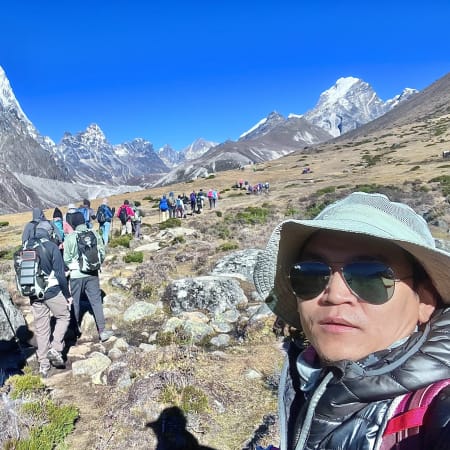 14-Day Everest Base Camp Trek in Nepal with Kala Patthar
