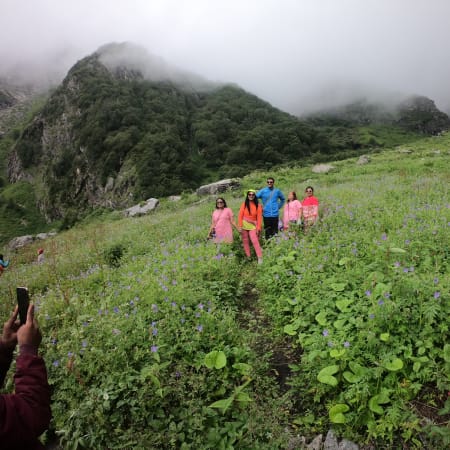 6-Day Valley of Flowers Trek and Hemkund Sahib Tour from Rishikesh