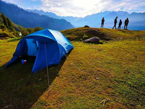 2-Day Rangthar Trek in Great Himalayan National Park with Camping