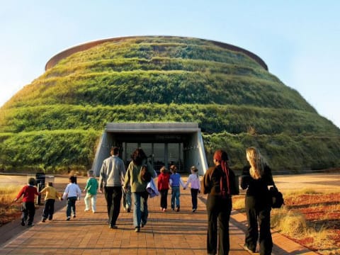 8-Hour Cradle of Humankind Tour with Sterkfontein Caves