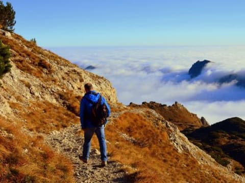 10-Day Bhutan Highlights Tour from Paro with Trekking and Tiger's Nest