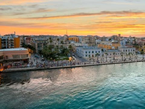 4-Hour Oria and Brindisi Highlights Tour with Messapian Heritage