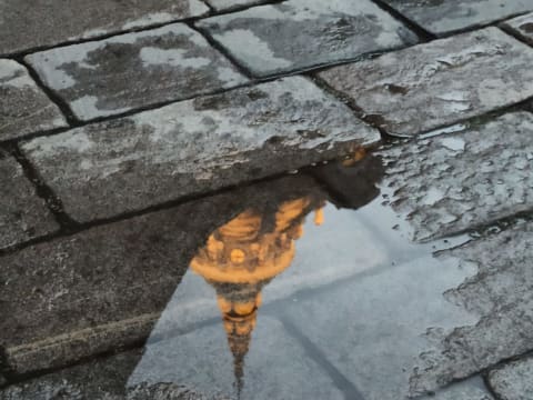 2-Hour Turin Walking Tour with Royal Squares and Historic Landmarks