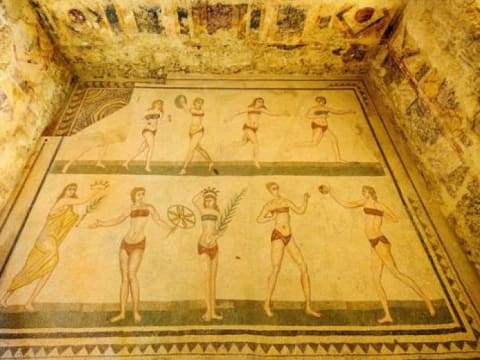 8-Hour Roman Villa and Caltagirone Tour with Majolica Landmarks
