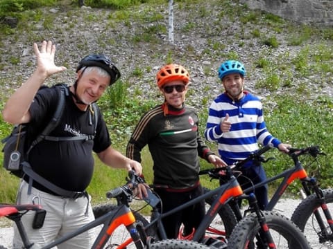 6-Hour Fat-Bike Ride in Nuuksio National Park with Fire and Swim