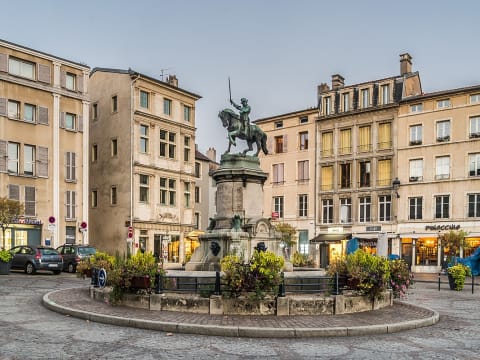 4-Hour Nancy Walking Tour with Place Stanislas and Old Town