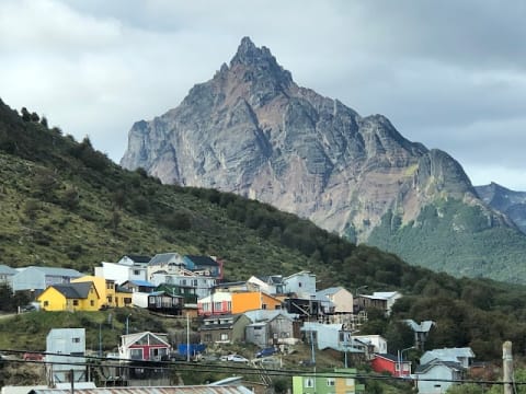 2-Hour Ushuaia City Tour with Martial Viewpoint and Iconic Signs