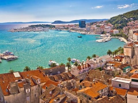 2-Hour Split Walking Tour with Diocletian's Palace and Game of Thrones