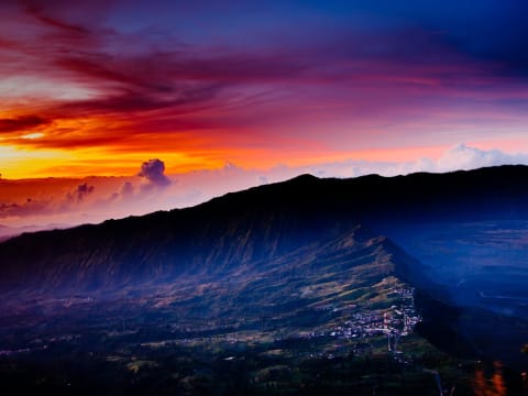 1-Day Mount Bromo Sunrise Tour from Yogyakarta by Train and Jeep