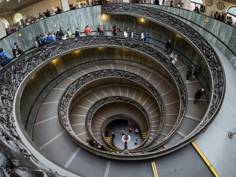 8-Hour Vatican City and Rome Tour from Civitavecchia with Trattoria Stop