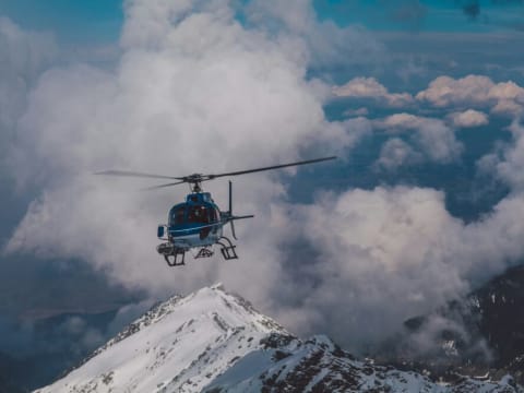 14-Day Kailash Mansarovar Yatra with Helicopter via Hilsa and Tibet