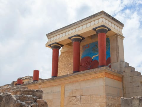 4-Hour Knossos and Heraklion Tour with Minoan History