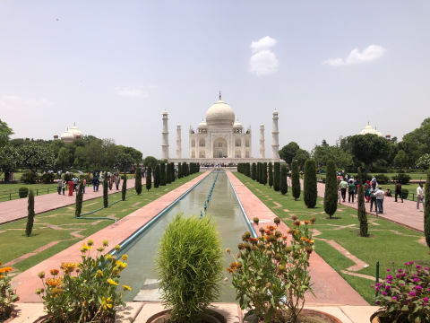 14-Hour Taj Mahal Tour from Delhi with Agra Fort and Baby Taj