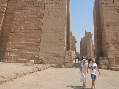 16-Hour Luxor Bus Tour from Hurghada with Karnak and Valley of Kings