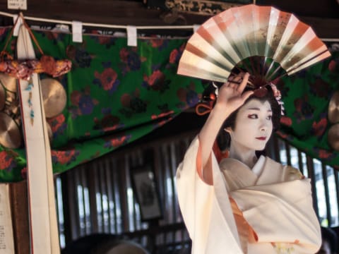 3-Hour Shippoku Dining Experience in Nagasaki with Geisha Performance